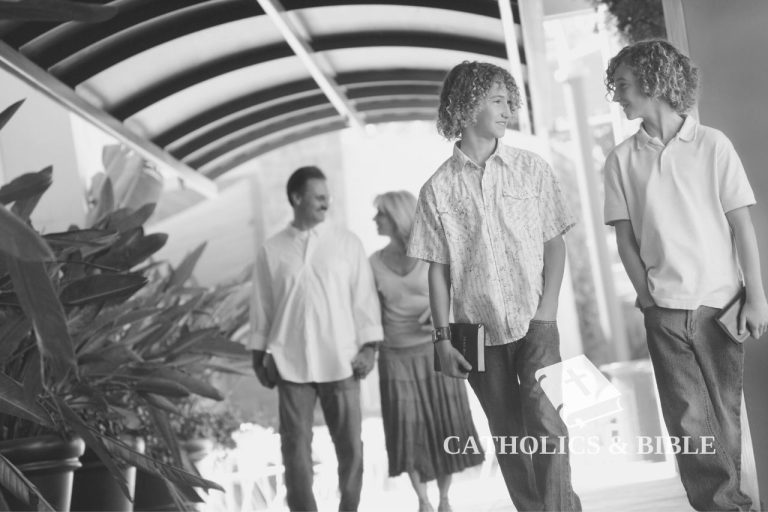 Idee di Abbigliamento Per Adolescenti Per La Chiesa