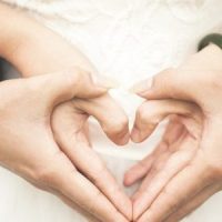 How-a-Christian-Husband-SHould-Love-His-Wife-1024×681-850×300-1