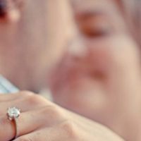 Cosa significa essere una moglie sottomessa? What-Does-It-Mean-To-Be-A-Submissive-Wife-1024×683-850×300-1