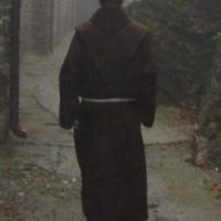 Com'è la vita per i monaci cattolici What-Life-is-Like-For-Catholic-Monks-1024×683-850×300-1