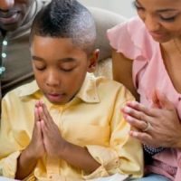 night-prayer-for-family-1024×683-850×300-1
